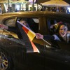 Im Fußballfieber: Regeln im Autokorso