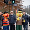 Sesamstraße regelt den Verkehr: Ernie und Bert werden Ampelmännchen in Hamburg