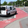 Radfahrer besser schützen: Nicht den Schulterblick vergessen 