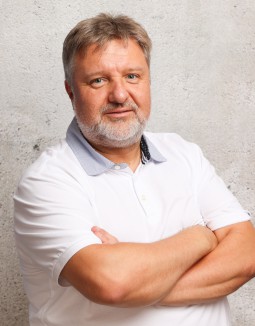 Volker Uflacker