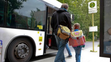 Alleine Busfahren müssen Kinder erst lernen