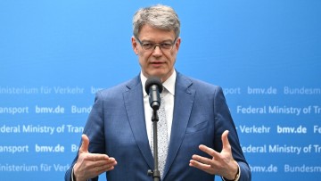 Verkehrsminister Schnieder