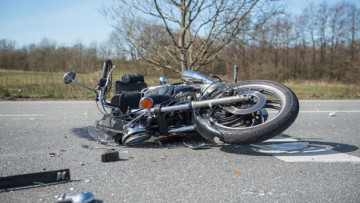 Motorradfahrschülerin verletzt sich schwer