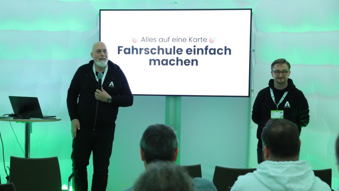 Carsten Eckmiller und Philipp Goebel von Autovio im Dome an Tag 2