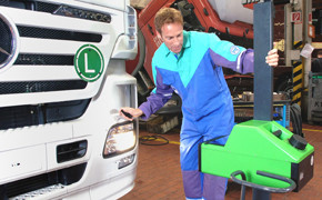 Lichttest_Lkw_Web