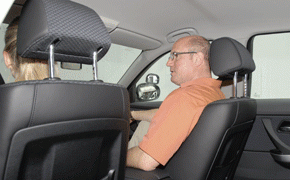 Für Fahrlehrer sollte das Handy unterwegs tabu sein Fahrlehrer_Web