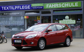 Ford_Focus_Turnier2011_Web