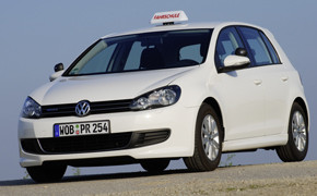 Golf_Fahrschultauto