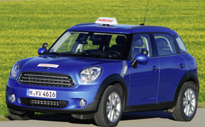 Veigel bringt viele neue Doppelbedienungen Mini_Countryman-Web