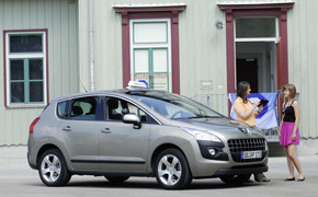 Peugeot_Fahrschulauto_Web