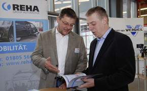 Handicap-Ausbildung: Reha-Gruppe zeigt Interesse an Fahrlehrern