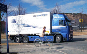 toter Winkel, Lkw, Volvo Trucks, Radfahrer, abbiegen