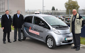 Saarland: Elektro-Pioniere starten im Peugeot i-On