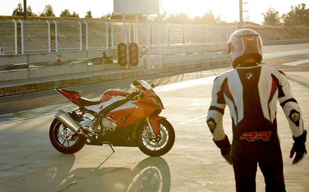 BMW Motorrad weitet ABS Pro Angebot aus