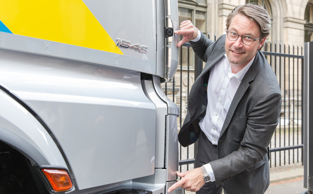 BMVI startet "Aktion Abbiegeassistent"