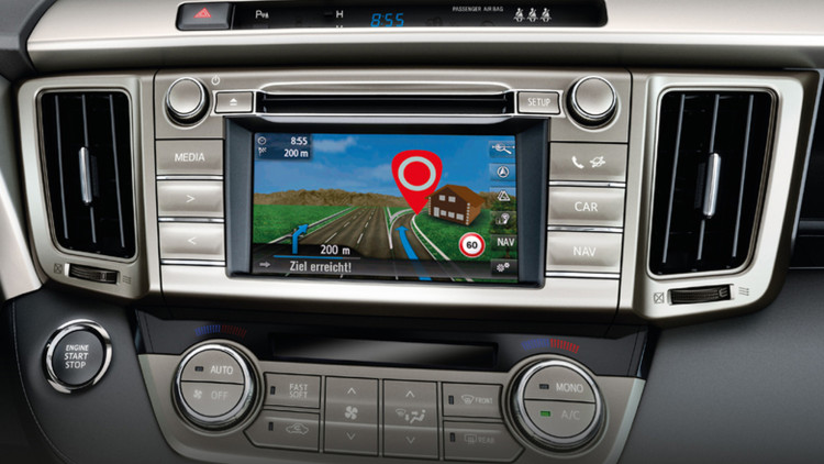 Toyota lockt mit Aktionen rund ums Navi