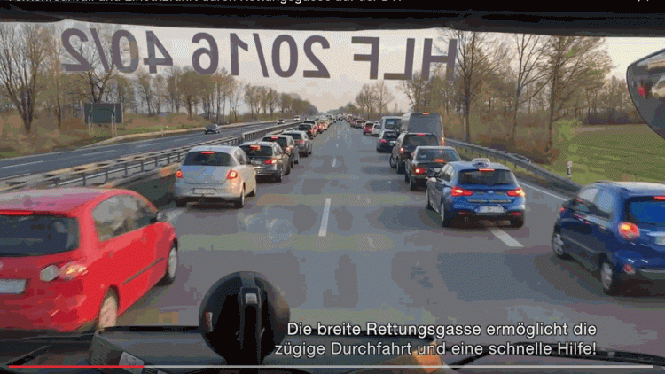 Video für den Unterricht: Rettungsgasse richtig bilden