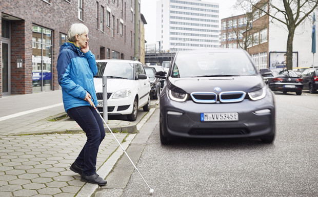 100 Euro Zuschuss für E-Auto-Warner