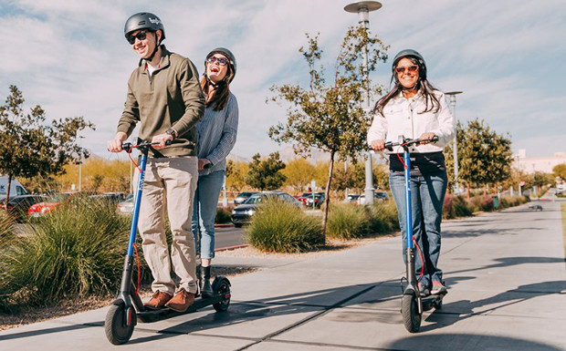 Tandem-Scooter sollen Unfälle reduzieren
