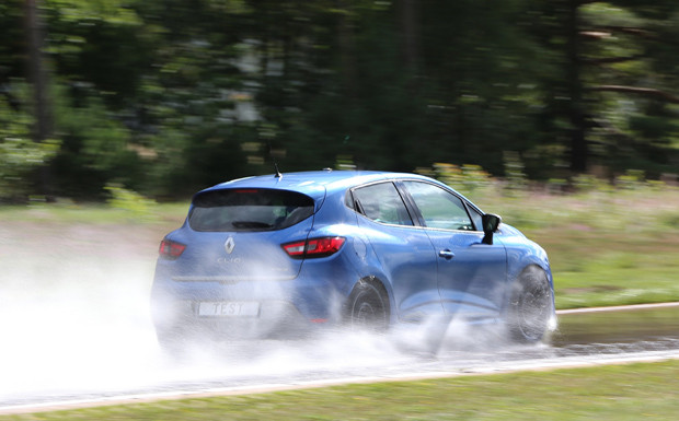 ADAC-Test: Sommerreifen überzeugen