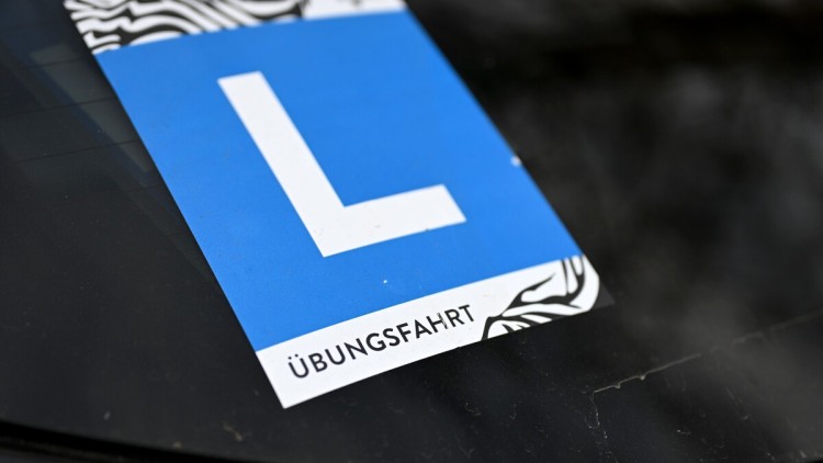 Laienausbildung L-Schild Österreich