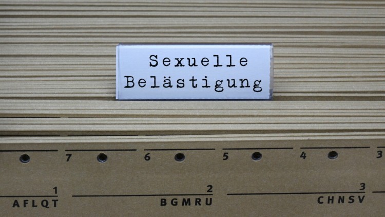 Sexuelle Belästigung - Aktenordner