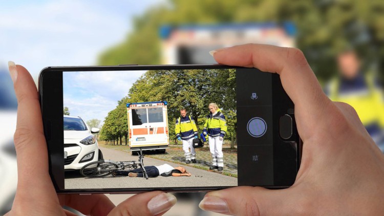 Gaffen, Gaffer, Schaulustiger, Unfall, Foto