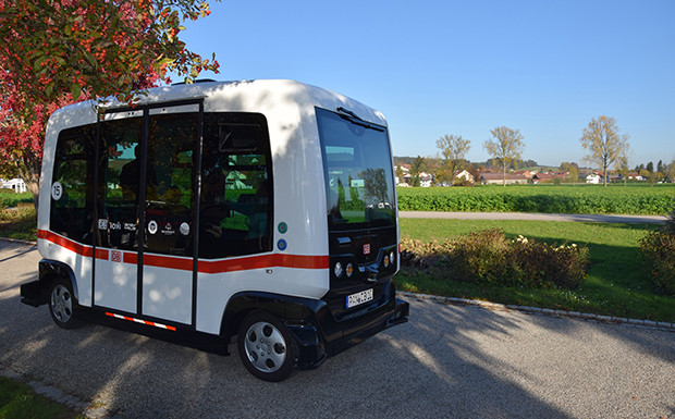 Autonomer Bus