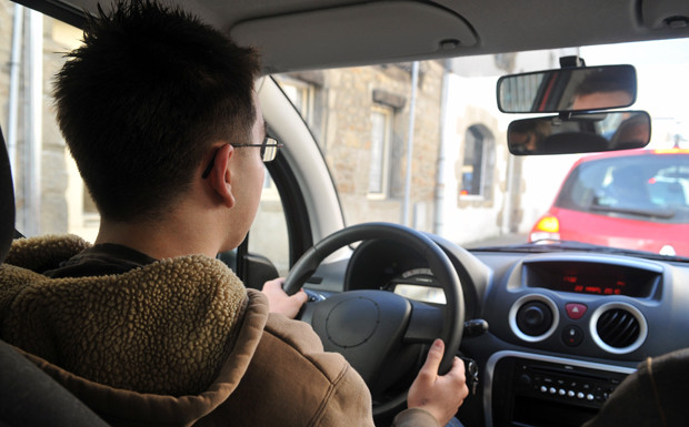 Beantragung einer Fahrerlaubnis durch Asylbewerber 