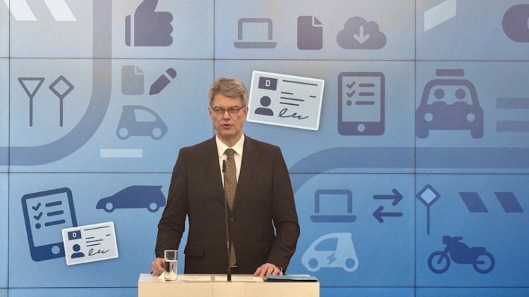 Patrick Schnieder präsentiert Reform der Fahrschulausbildung