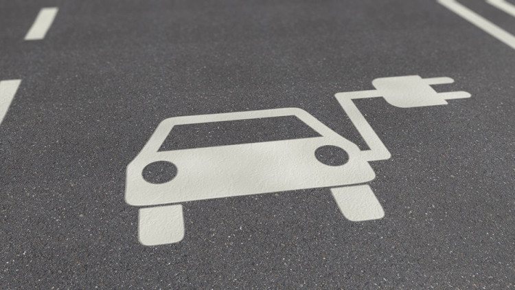 TÜV Rheinland: Batteriecheck für gebrauchte E-Autos