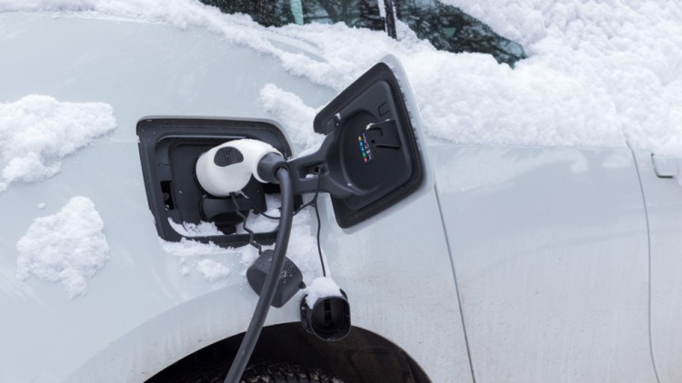 E-Auto im Winter: Das gibt es zu beachten