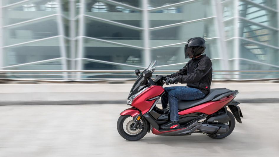 Leichtkrafträder/-roller für A1- und B196-Fahrerlaubnis