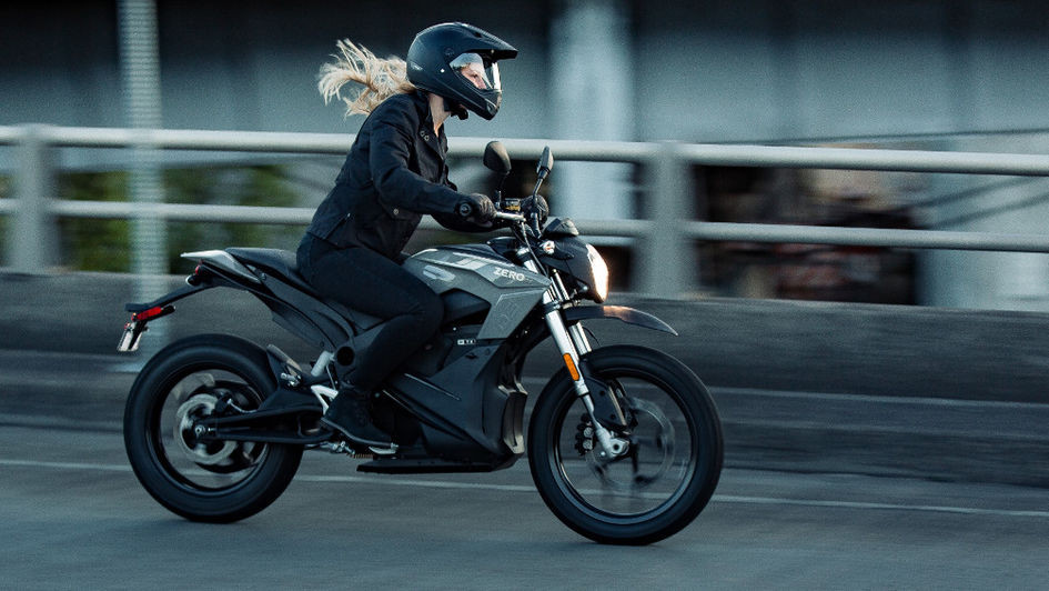 Leichtkrafträder/-roller für A1- und B196-Fahrerlaubnis