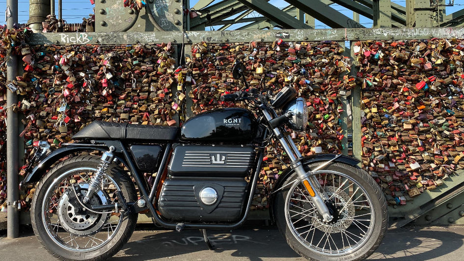 Leichtkrafträder/-roller für A1- und B196-Fahrerlaubnis