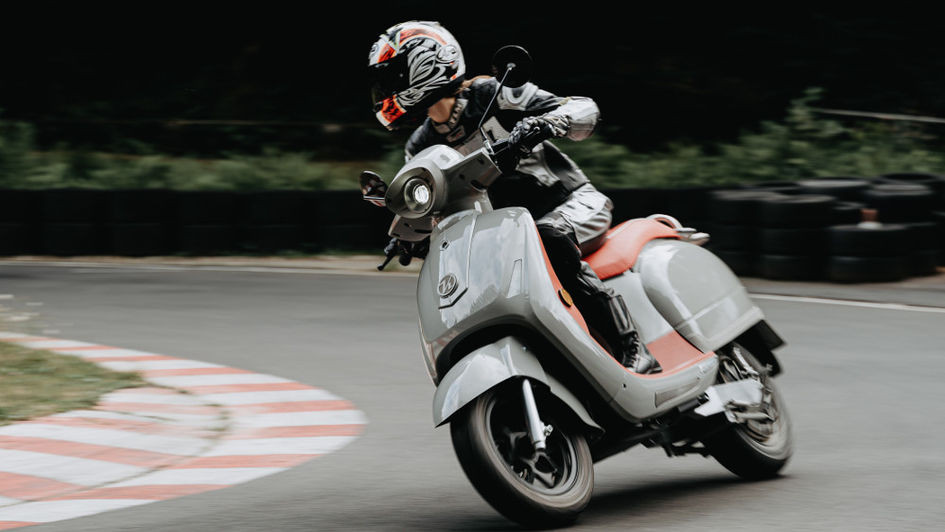 Leichtkrafträder/-roller für A1- und B196-Fahrerlaubnis